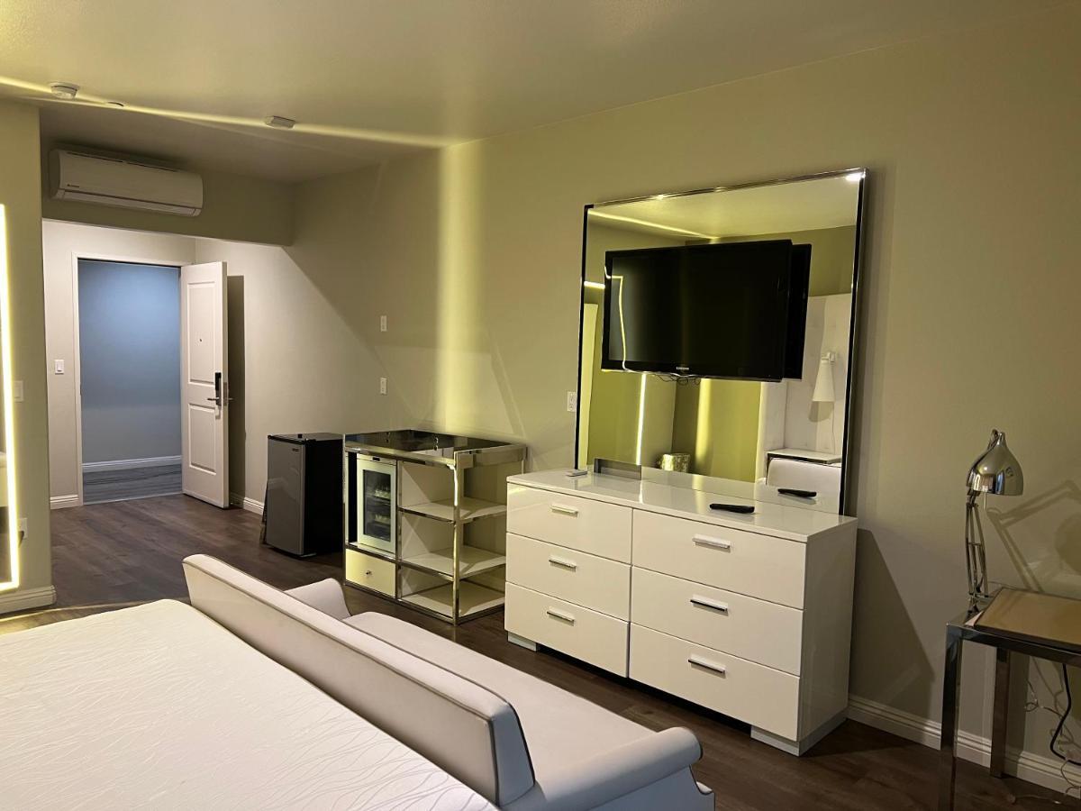 Aspire Inn & Suites Orange Εξωτερικό φωτογραφία