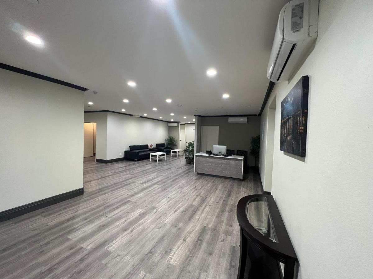 Aspire Inn & Suites Orange Εξωτερικό φωτογραφία