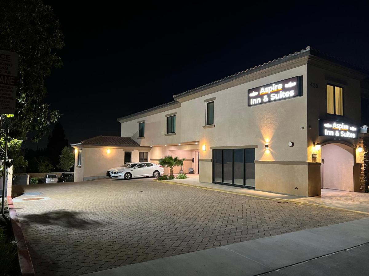 Aspire Inn & Suites Orange Εξωτερικό φωτογραφία